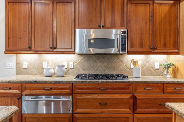 1568 BLACK LAKE DRIVE, The Villages, FL 32162