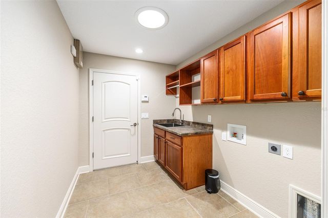 1568 BLACK LAKE DRIVE, The Villages, FL 32162