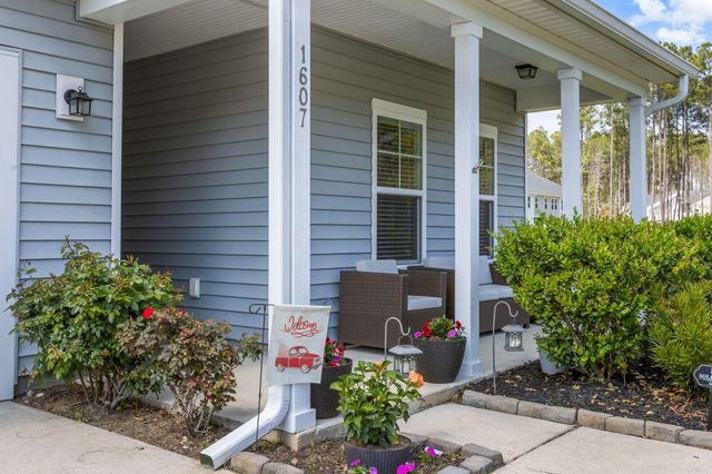 1607 Shady Pine Road, Charleston, SC 29414