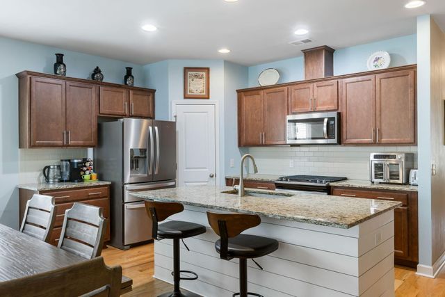 1607 Shady Pine Road, Charleston, SC 29414