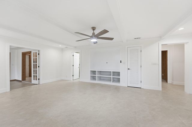 576 SW Rustic Circle, Stuart, FL 34997