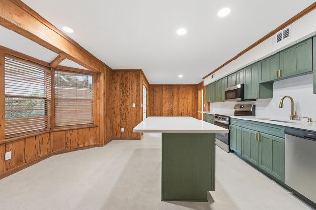 576 SW Rustic Circle, Stuart, FL 34997