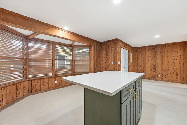 576 SW Rustic Circle, Stuart, FL 34997