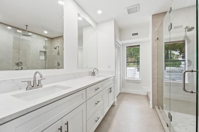 576 SW Rustic Circle, Stuart, FL 34997