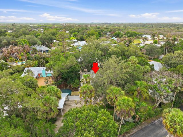 576 SW Rustic Circle, Stuart, FL 34997