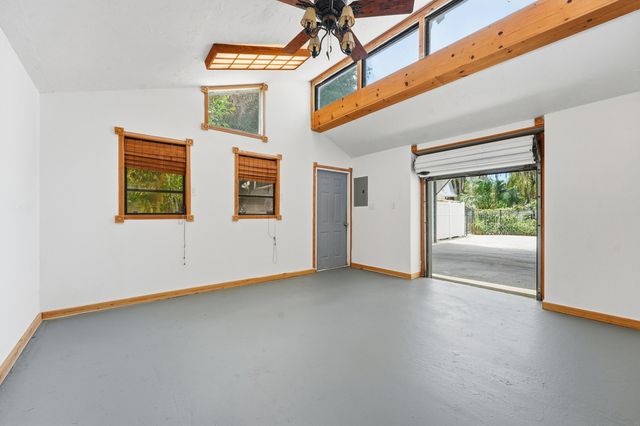 576 SW Rustic Circle, Stuart, FL 34997