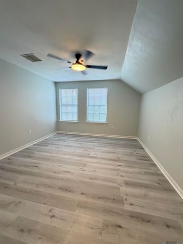 7931 Bayou Fountain Ave, Baton Rouge, LA 70810