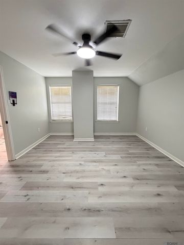 7931 Bayou Fountain Ave, Baton Rouge, LA 70810