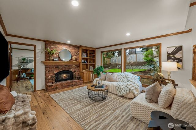 4712 241st Avenue SE, Sammamish, WA 98029