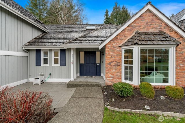 4712 241st Avenue SE, Sammamish, WA 98029