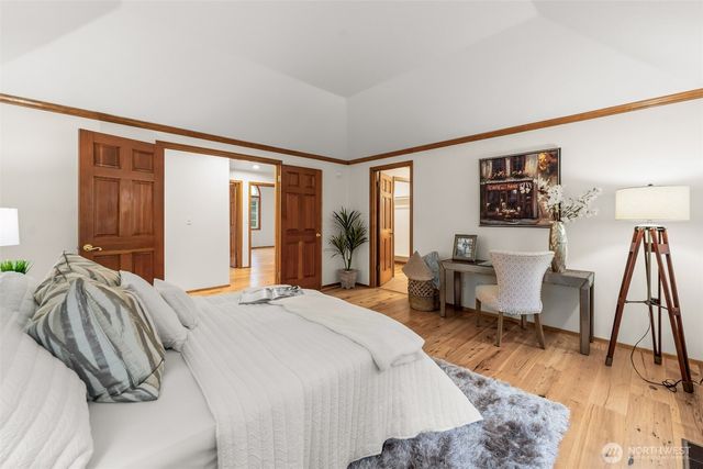 4712 241st Avenue SE, Sammamish, WA 98029