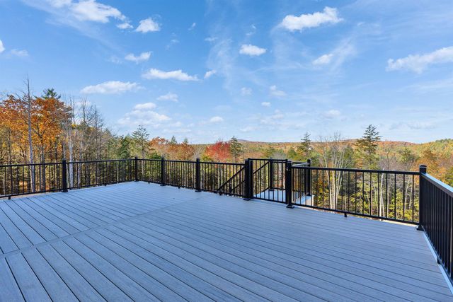 17-4-27 Boiling Kettle Way, Bedford, NH 03110