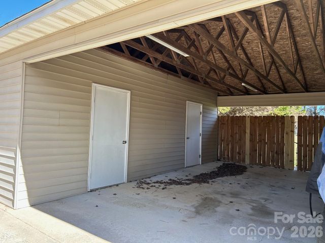 564 Shiloh Road S, York, SC 29745