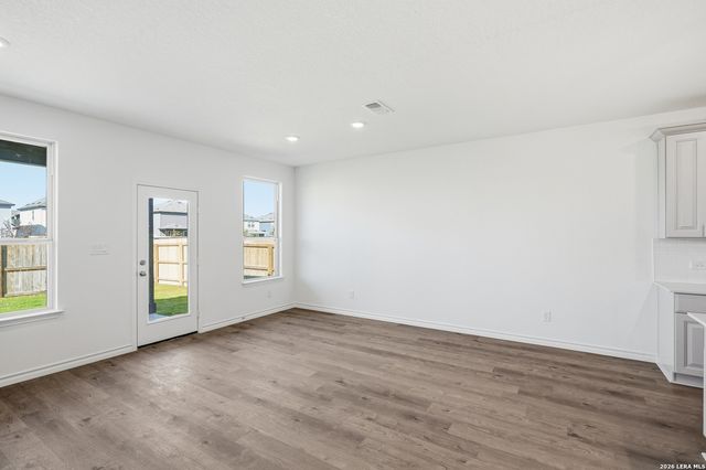 522 NIGHTINGALE AVENUE, Marion, TX 78124