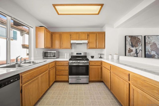 10206 Wateridge Cir 159, San Diego, CA 92121