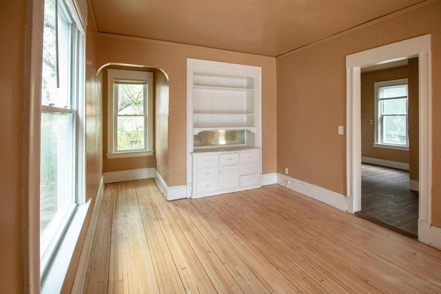 1238 N 34th STREET, Milwaukee, WI 53208