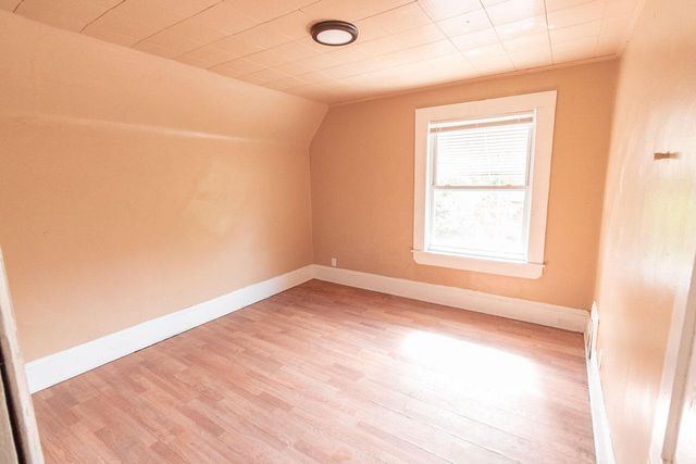 1238 N 34th STREET, Milwaukee, WI 53208