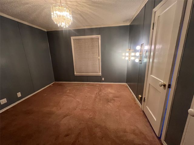 4233 Voncille Street, Haltom City, TX 76117