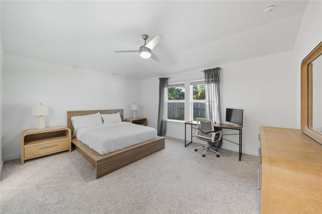 1638 Westway Dr, Fresno, TX 77545