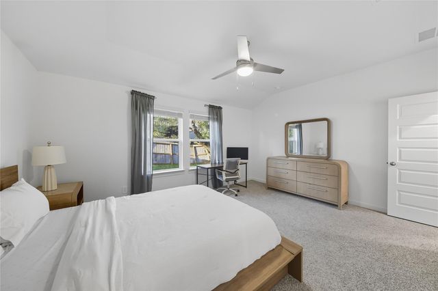 1638 Westway Dr, Fresno, TX 77545