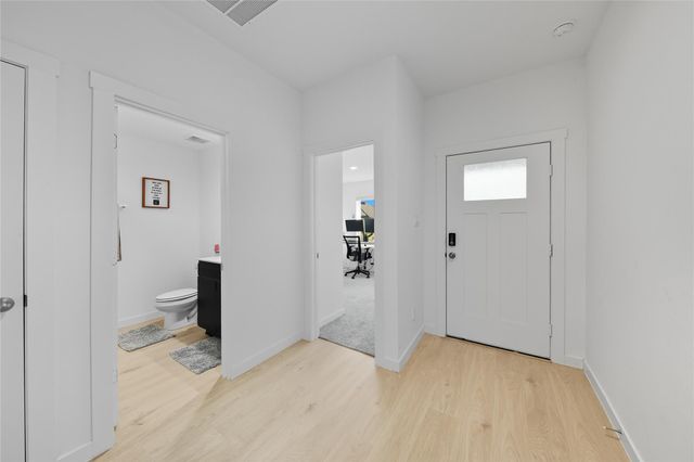 1638 Westway Dr, Fresno, TX 77545