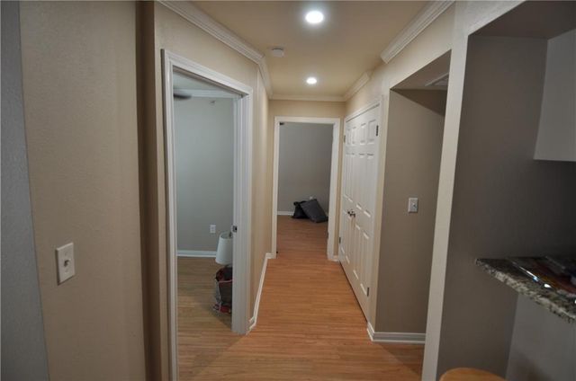 501 W 26th ST 101, Austin, TX 78705