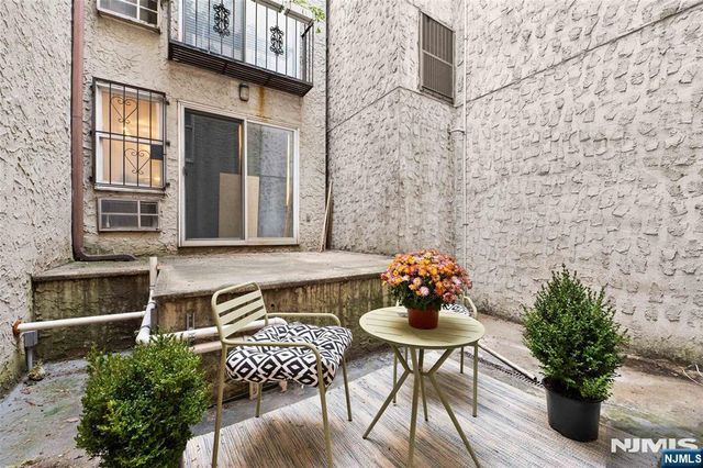 235 Park Avenue 1B, Hoboken, NJ 07030
