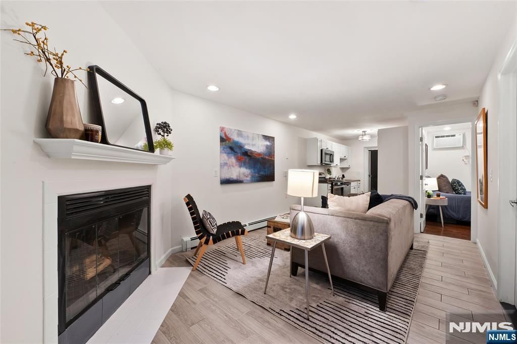 235 Park Avenue 1B, Hoboken, NJ 07030