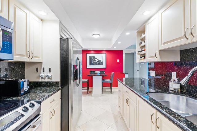 3009 S Ocean Boulevard P-04, Highland Beach, FL 33487