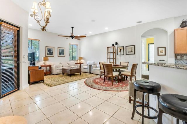 19528 SW 79th Pl, Cutler Bay, FL 33157