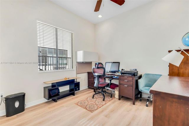 19528 SW 79th Pl, Cutler Bay, FL 33157