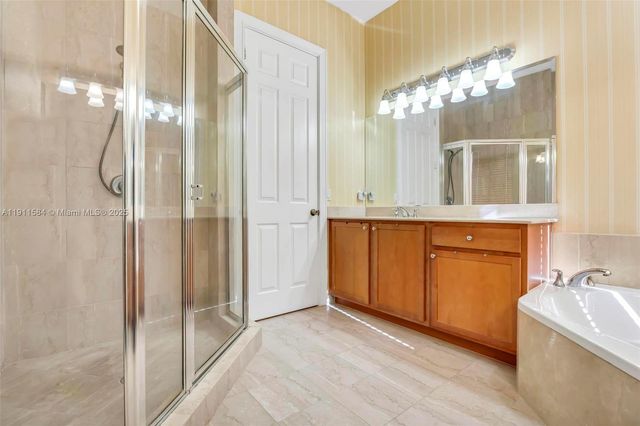 19528 SW 79th Pl, Cutler Bay, FL 33157