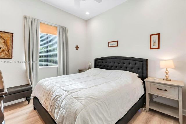 19528 SW 79th Pl, Cutler Bay, FL 33157