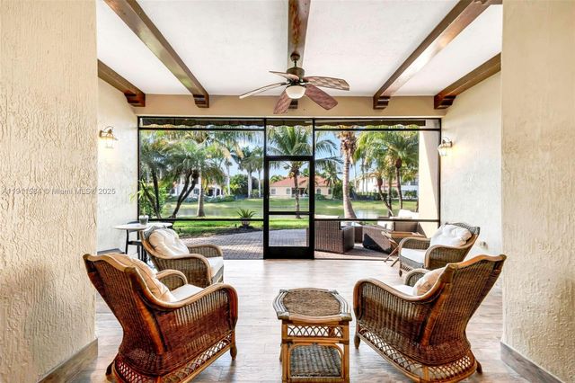 19528 SW 79th Pl, Cutler Bay, FL 33157