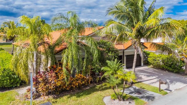 19528 SW 79th Pl, Cutler Bay, FL 33157