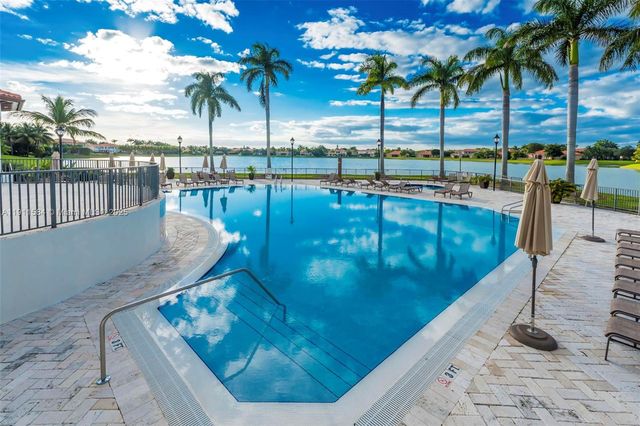 19528 SW 79th Pl, Cutler Bay, FL 33157