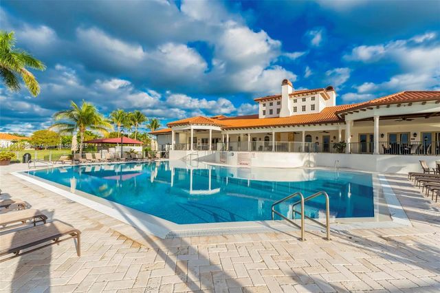 19528 SW 79th Pl, Cutler Bay, FL 33157