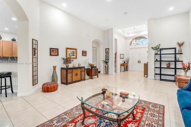 19528 SW 79th Pl, Cutler Bay, FL 33157