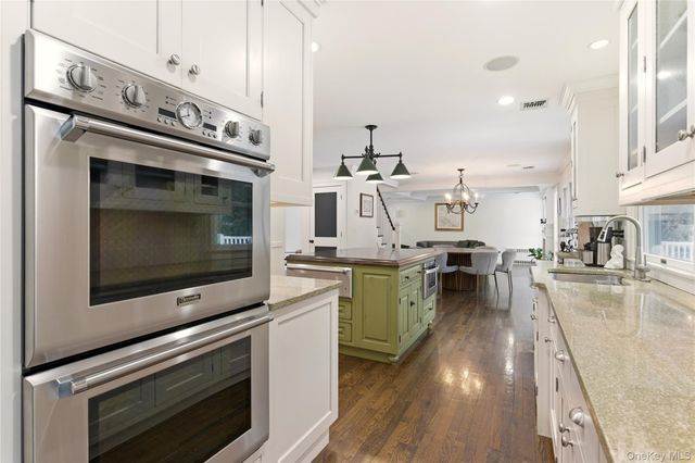 31 Carnegie Avenue, Huntington, NY 11743