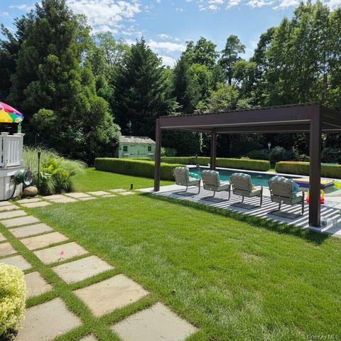 31 Carnegie Avenue, Huntington, NY 11743