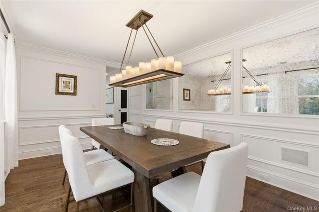 31 Carnegie Avenue, Huntington, NY 11743