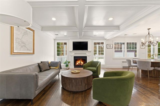 31 Carnegie Avenue, Huntington, NY 11743