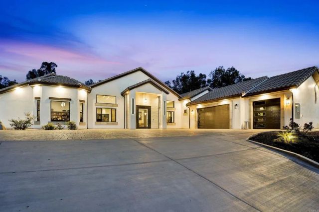 14989 Orchard View Drive, Poway, CA 92064