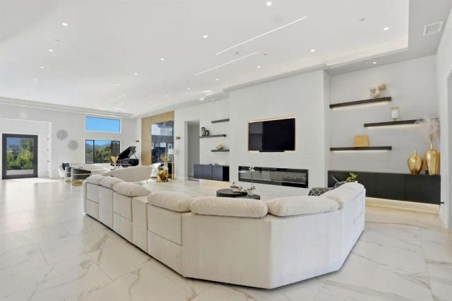 14989 Orchard View Drive, Poway, CA 92064