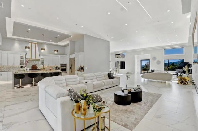 14989 Orchard View Drive, Poway, CA 92064