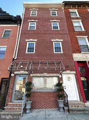 526 W GIRARD AVE #FIRST FLOOR, Philadelphia, PA 19123