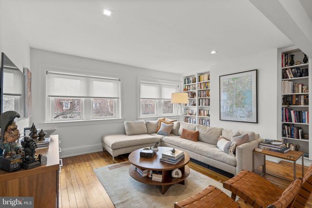 2727 ONTARIO RD NW, Washington, DC 20009