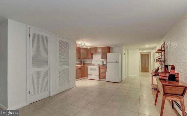 2727 ONTARIO RD NW, Washington, DC 20009