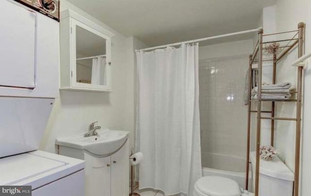 2727 ONTARIO RD NW, Washington, DC 20009