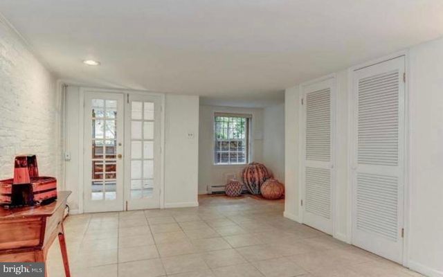 2727 ONTARIO RD NW, Washington, DC 20009